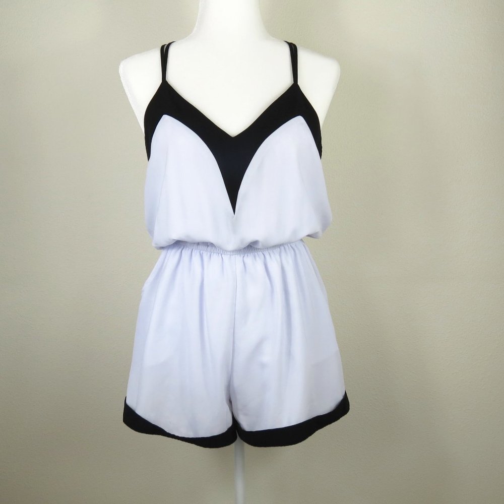 XOXO White/Black Romper M